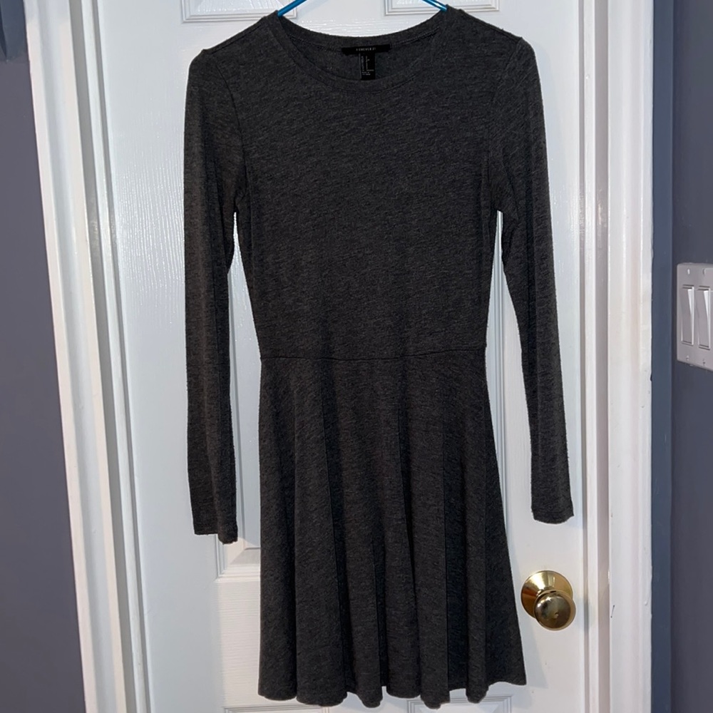 Forever 21 Grey Long Sleeve Skater Dress - Size Small